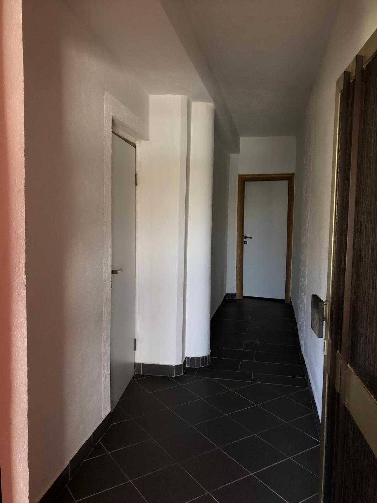 Cesarica Apartment Karlobag